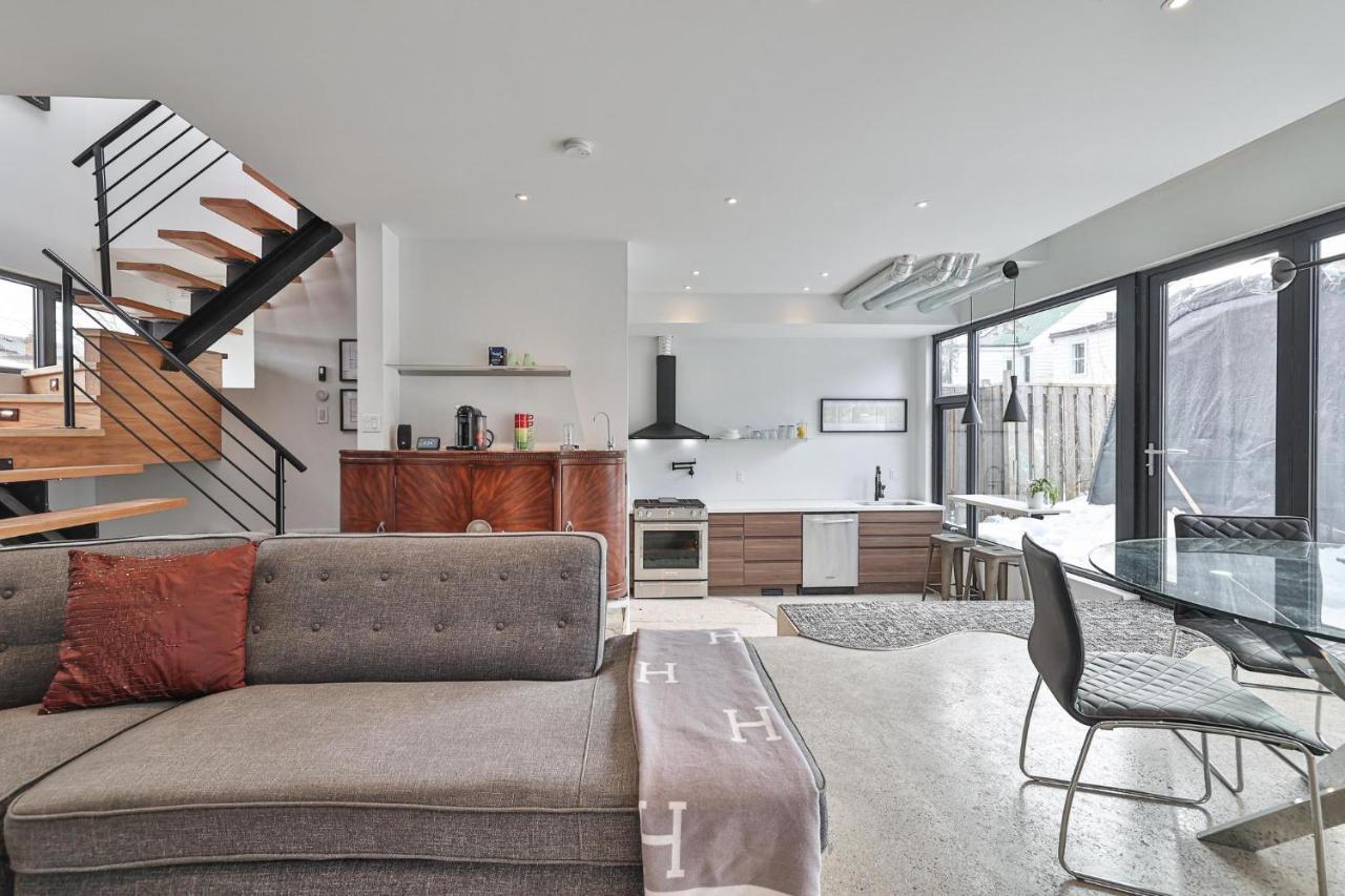 New Modern 1400 Sq Ft Coach House Near Everything Торонто Экстерьер фото
